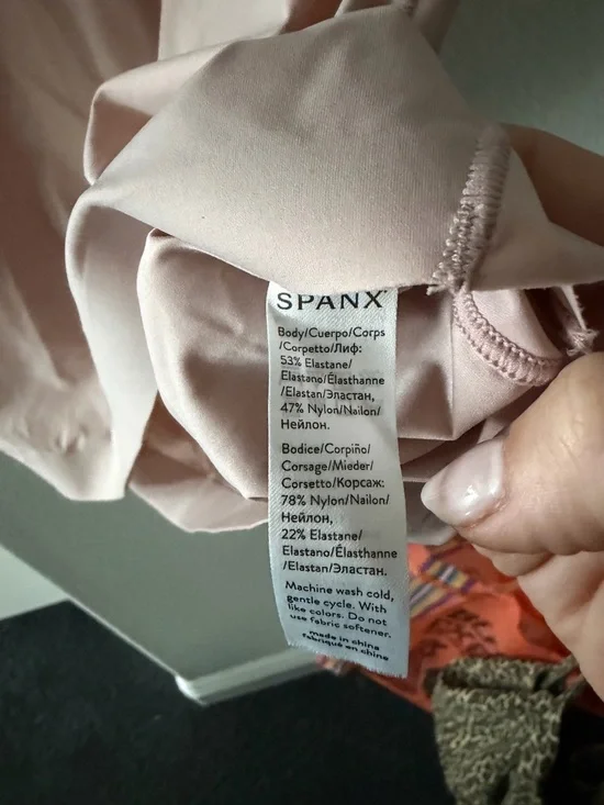 SPANX Women’s Scoop Neck Tank Top - Dusty Rose - Picture 6 of 6